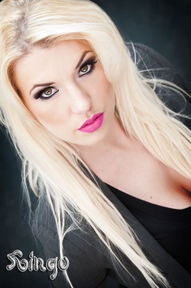 http://i1285.photobucket.com/albums/a582/Ringo_Photog/Alexandra_Ringo_NIK6697PSF-Edit_zps30a98df9.jpg