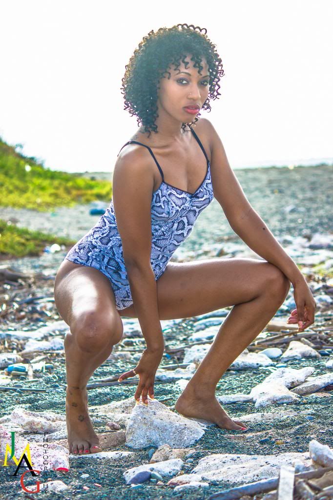http://i1285.photobucket.com/albums/a584/jmagphotog/Photoshoot%20with%20Carline%20Brown/Body%20Suit/BodySuit-10_zps24f4a4c7.jpg