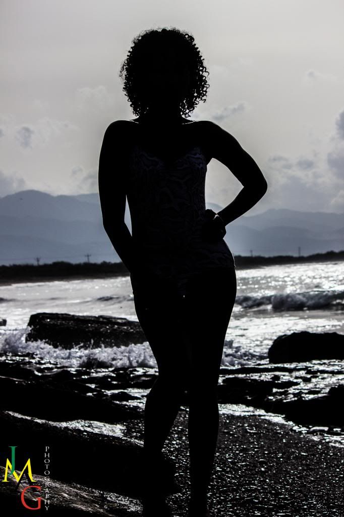 http://i1285.photobucket.com/albums/a584/jmagphotog/Photoshoot%20with%20Carline%20Brown/Silhouette/Silhouette-26_zps0f5059ac.jpg