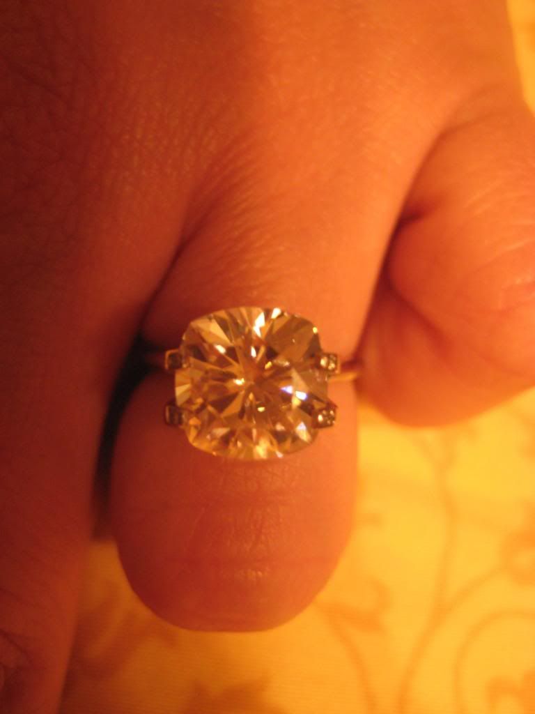 Sparkly eye candy found at thefacetlounge.com!
