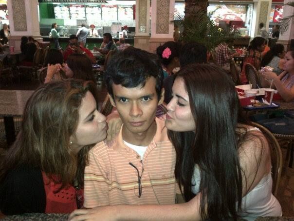 Gabriel Proaño photo 1379629_10201720317722341_857189968_n_zps63ac411c.jpg