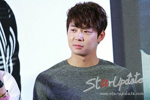  photo jvlf1oONWcAiy_zps3c47da47.jpg